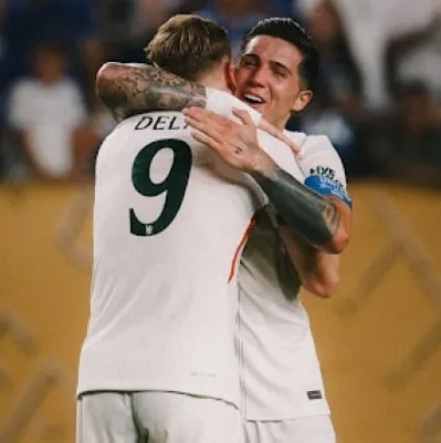 إنزو فرنانديز يتربع على قمة هدافي تشيلسي في عام 2025.