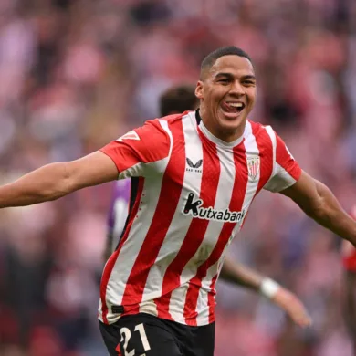 من من هو مروان السنادي سيرة ذاتية