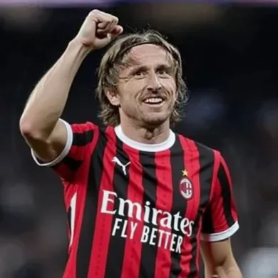 بند رائع في عقد مودريتش مع ميلان لم يحصل عليه في الريال!