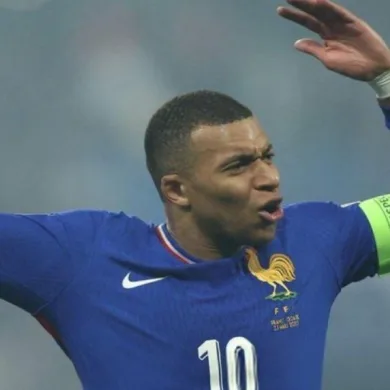 مبابي يتقدم بفرنسا بهدف في الشوط الأول ضد ألمانيا