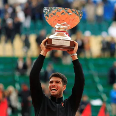 عاجل: ألكاراز يتوج بلقب رولان غاروس 2025 بعد فوز صعب على سينر