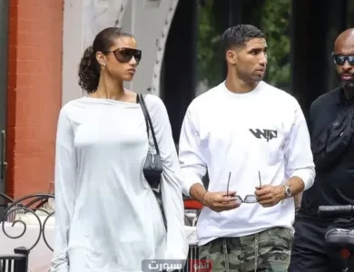 أشرف حكيمي يشعل شرارة الحب مع عشيقته الجديدة عارضة الأزياء المصرية