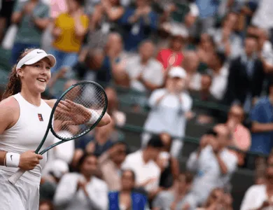 أندريفا تتأهل بسهولة لدور الـ16 في بطولة ويمبلدون