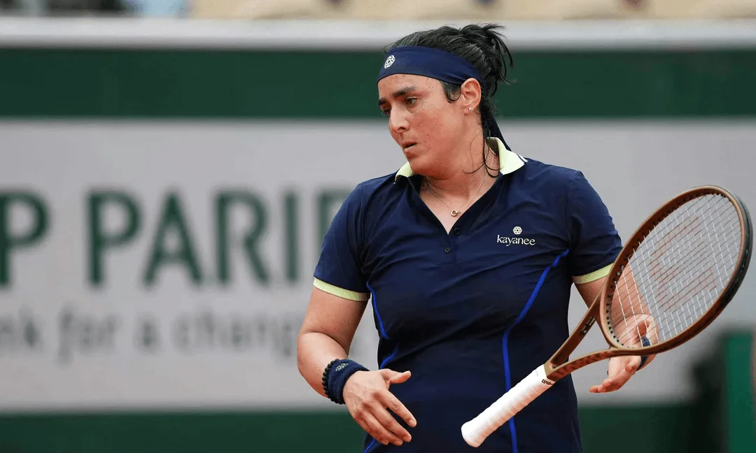 أنس جابر تعلن اعتزالها مؤقتًا عن التنس