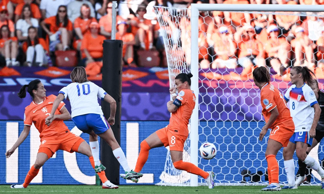 إنجلترا تكتسح هولندا برباعية في أمم أوروبا 2025