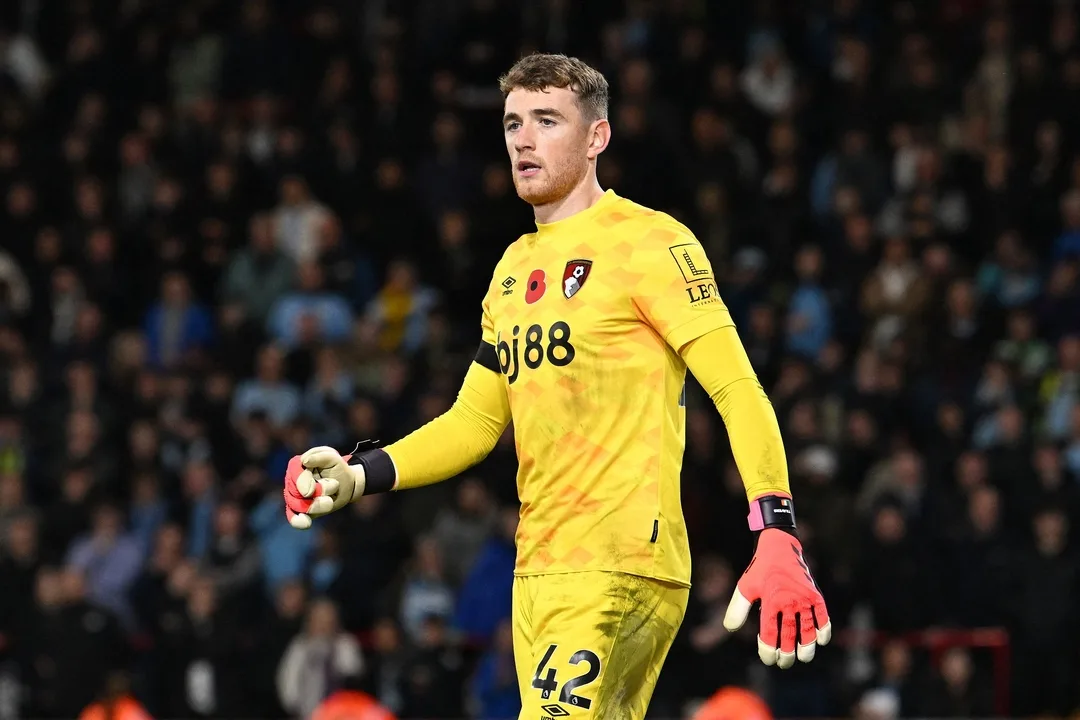 إيفرتون يعلن تعاقده مع الحارس مارك ترافرز