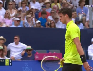 الأرجنتيني سيروندولو يتأهل لنهائي بطولة غشتاد