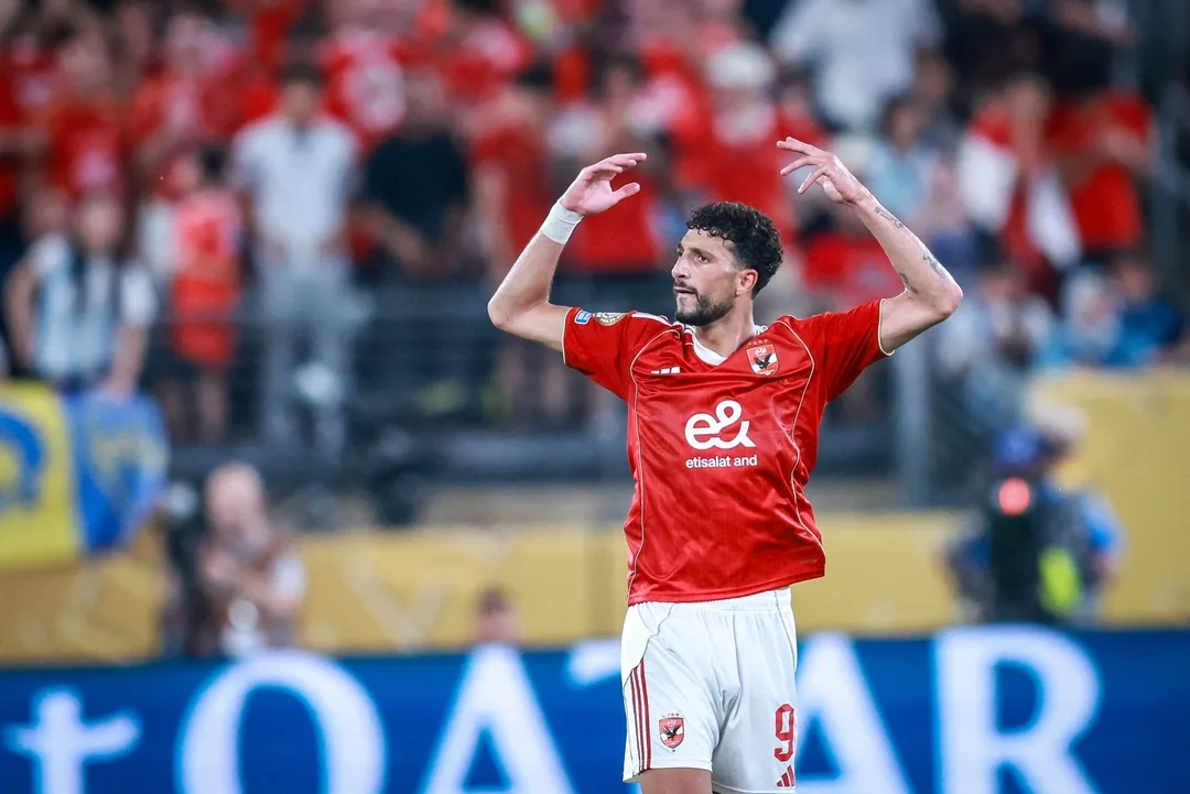 الأهلي يُؤكد استمرار وسام أبو علي ضمن فريقه