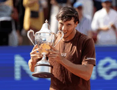 الإيطالي لوتشانو دارديري يفوز ببطولة باشتاد