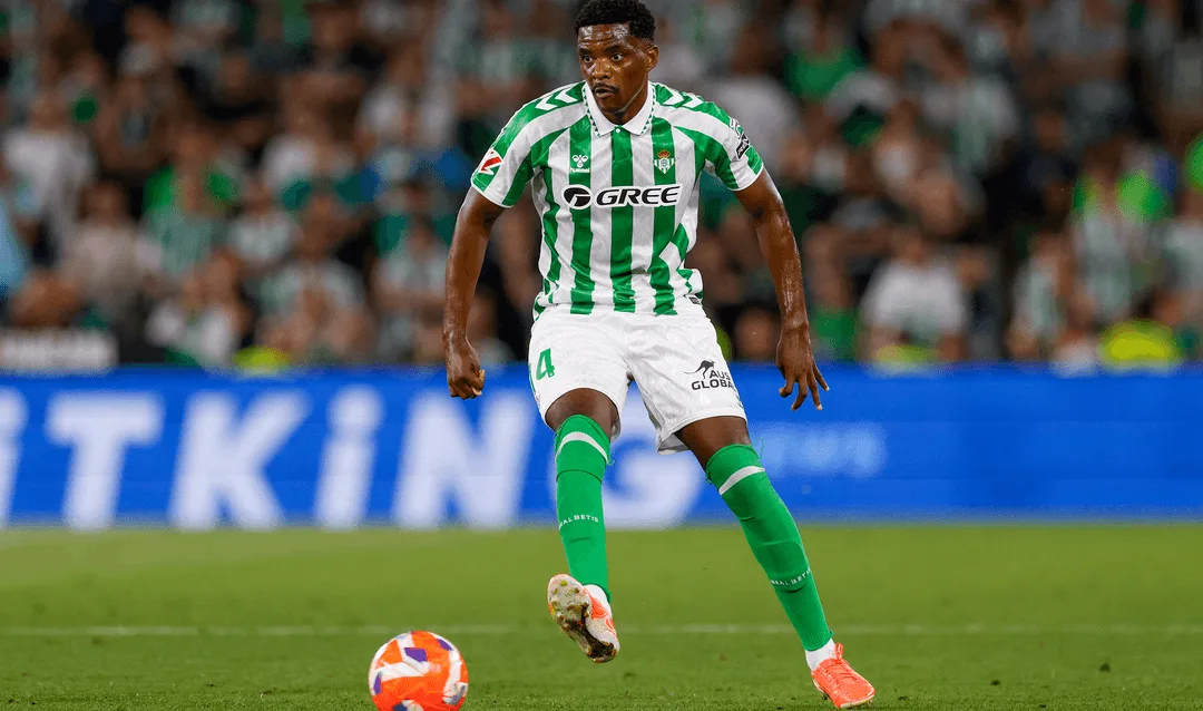 البرتغالي ويليام كارافالو يرحل عن ريال بيتيس