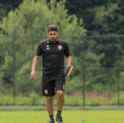 الديري مدربًا في الجهاز الفني للحالة