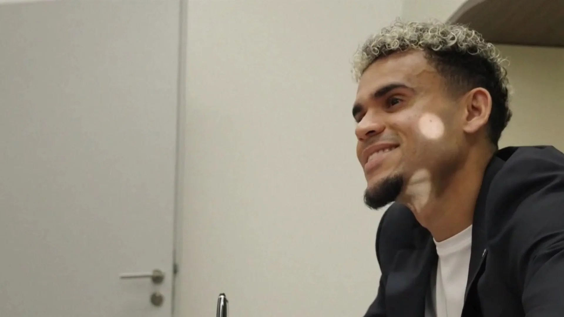 الكولومبي دياز.. أمل بايرن في استعادة المجد الأوروبي