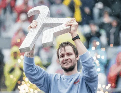 بوبليك يفوز ببطولة النمسا في التنس