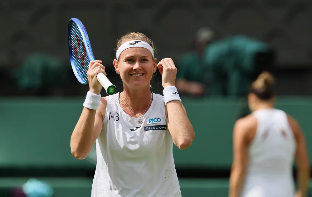 بوزكوفا تفوز ببطولة براغ للتنس