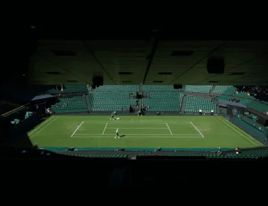 تحدي قوي بين إيغا وشفيونتيك في نهائي ويمبلدون المقبل