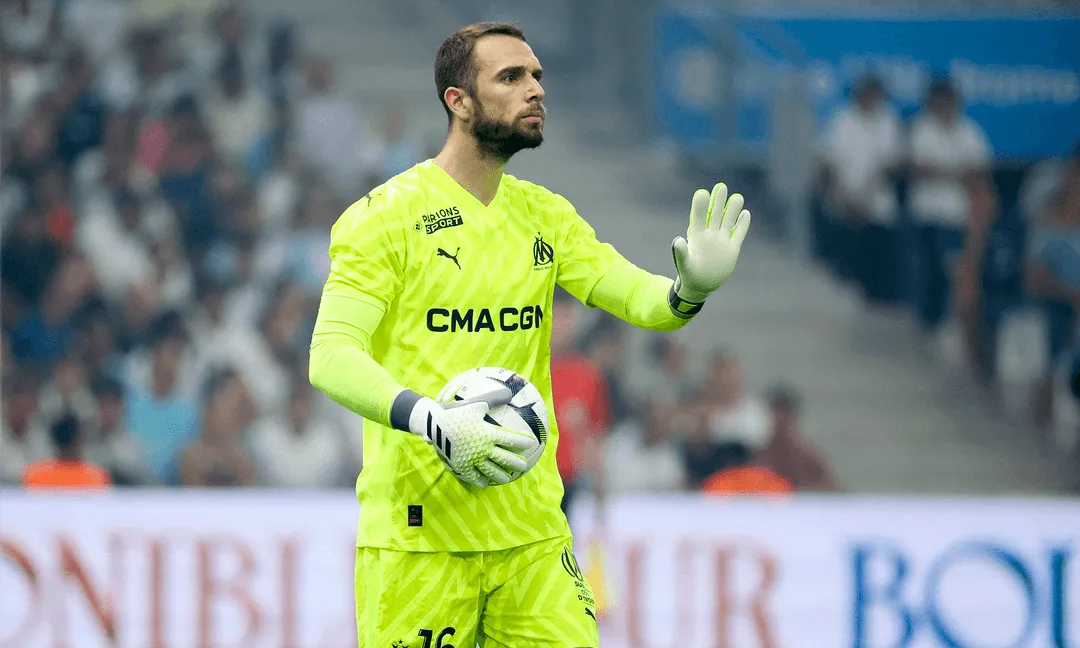 ريال بيتيس يستعيد باو لوبيث بعقد حتى 2028