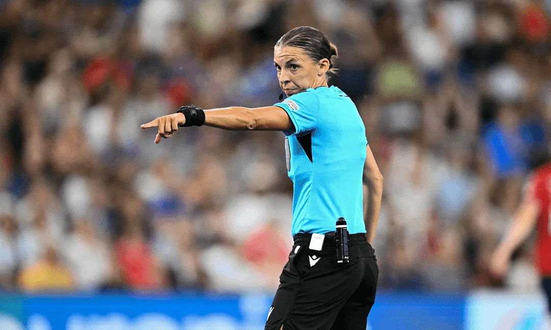 فرابار تدير نهائي يورو للسيدات