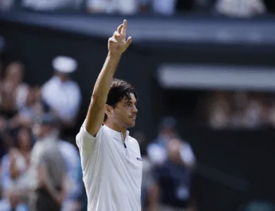 فريتز يتأهل لدور 4 في ويمبلدون بعد الفوز على دافيدوفيتش