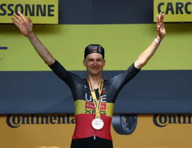 فوز ويلينس بالمرحلة 15، وبوغاتشار يحتفظ بالصدارة