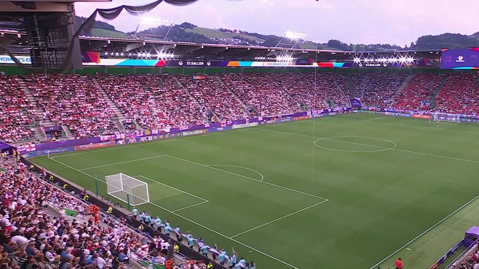 قياسية جديدة لحضور الجماهير في يورو السيدات بسويسرا