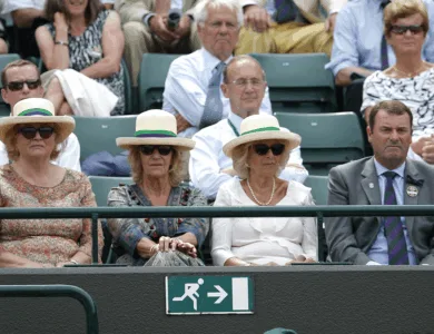 كاميلا، ملكة بريطانيا، تزور بطولة ويمبلدون الرسمية