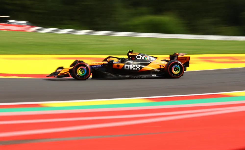 لاندو نوريس ينطلق أولاً في سباق بلجيكا للفورمولا 1