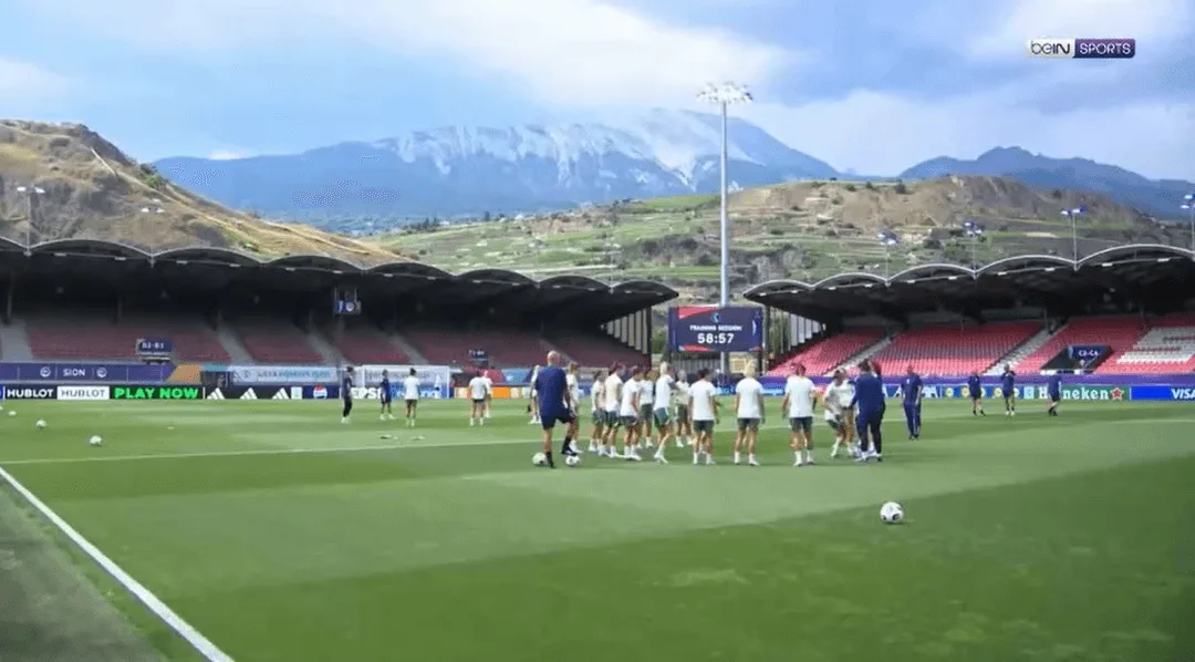 مباراة مرتقبة بين بلجيكا وإيطاليا في افتتاح المجموعة الثانية في بطولة أمم أوروبا للسيدات 2025.