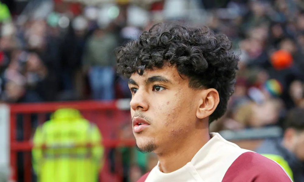 مسار جديد للمغربي آدم أزنو!