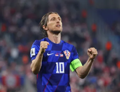 مودريتش: رمز كرة القدم وعطاء لعقود