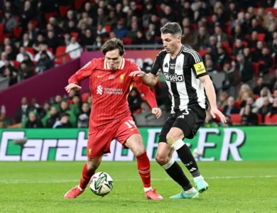 نابولي يتفاوض لضم كييزا من ليفربول