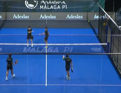 هيرنانديز وكويادو يتأهلان للدور الثاني في بطولة ملقا.