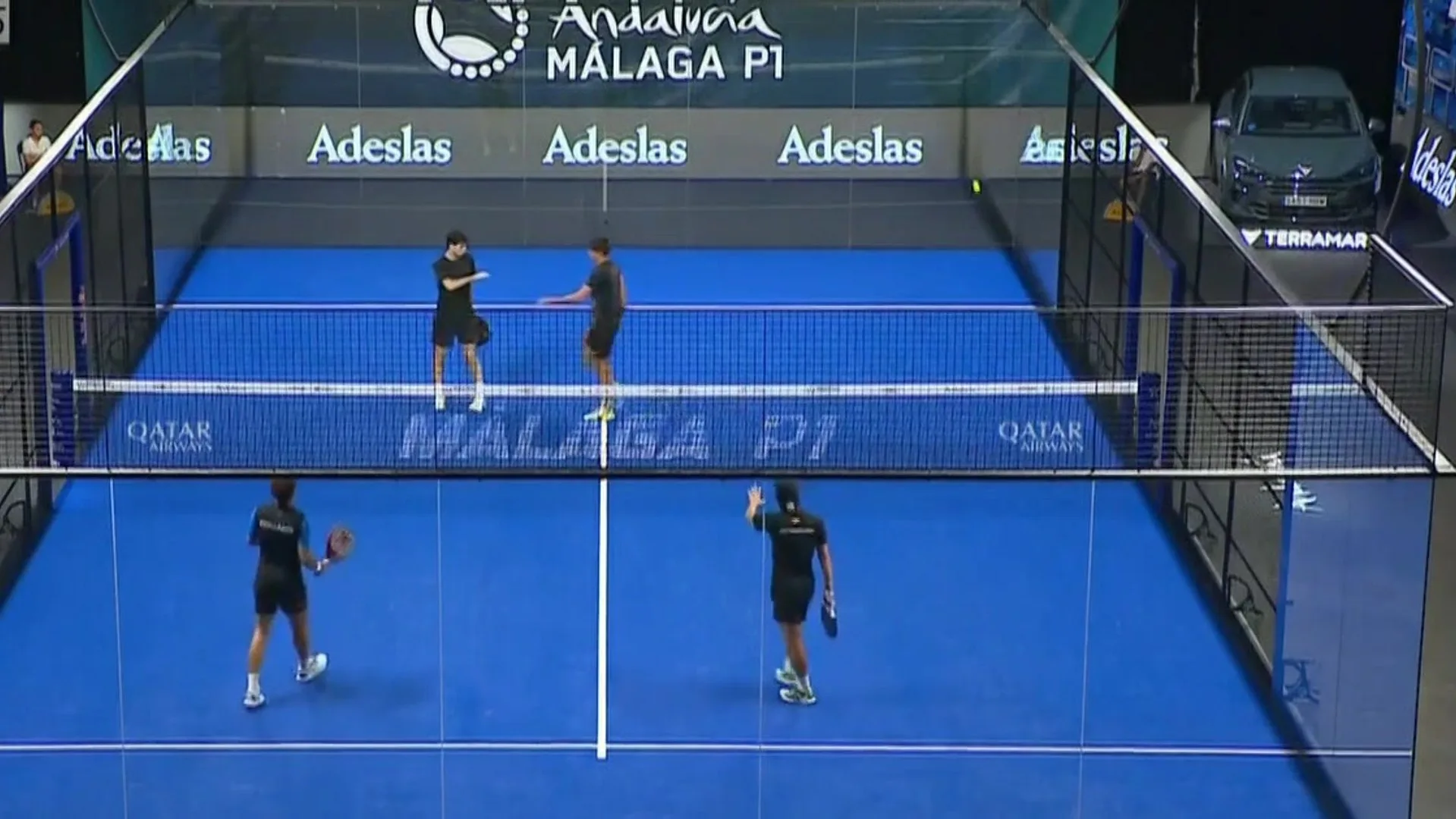 هيرنانديز وكويادو يتأهلان للدور الثاني في بطولة ملقا.