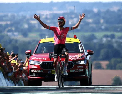 هيلي يفوز بالمرحلة السادسة وفان در بويل يتصدر طواف فرنسا.