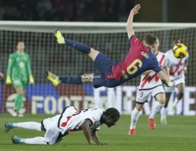 تعرف على معلق مباراة برشلونة ورايو فاليكانو في الدوري الإسباني