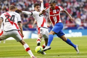 القنوات المفتوحة الناقلة لمباراة أتلتيكو مدريد ضد رايو فاييكانو اليوم في الدوري الإسباني 2025