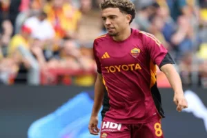 تورينو يهزم روما ويحقق فوزاً مهماً في كالتشيو