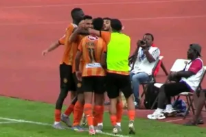 القنوات المفتوحة الناقلة لمباراة نهضة بركان وأسكو كارا في دوري أبطال إفريقيا