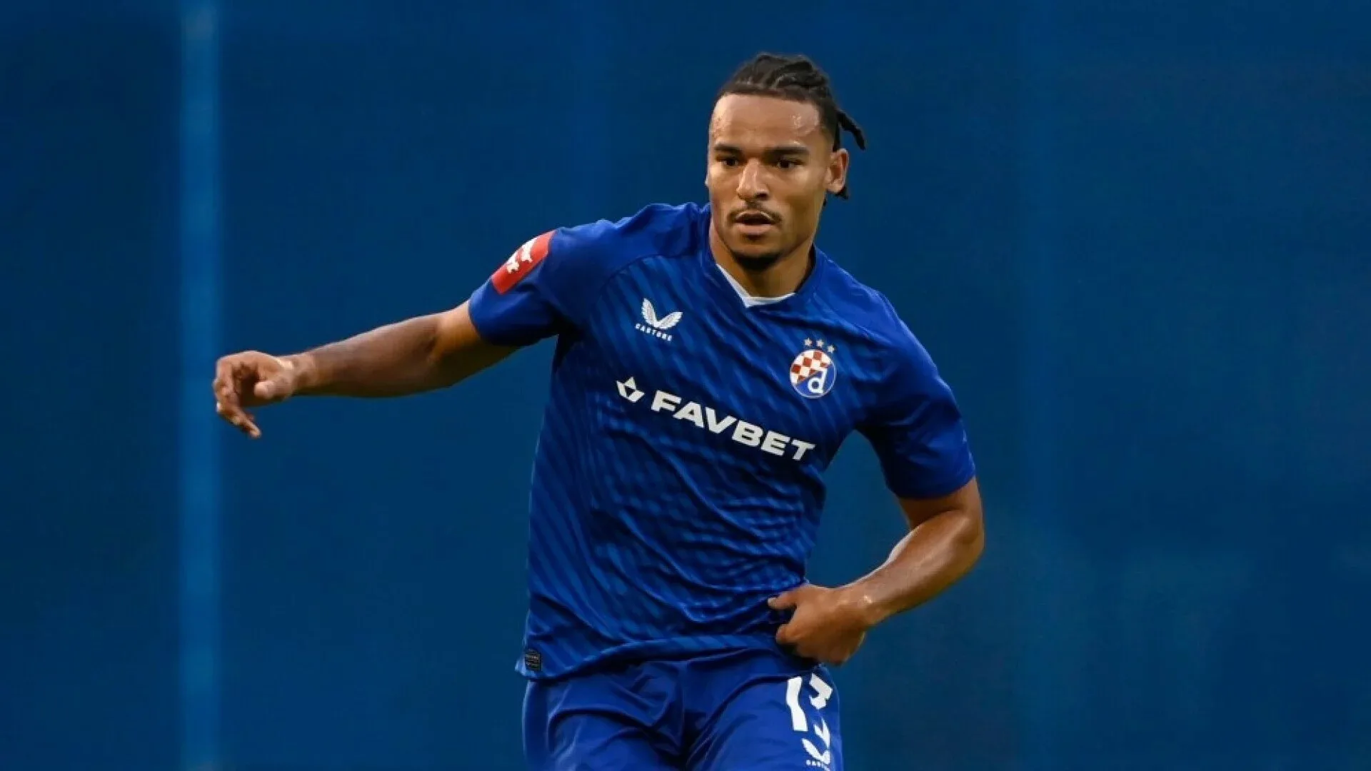 دينامو زغرب يهزم فنربخشة بثلاثية في دوري أوروبا