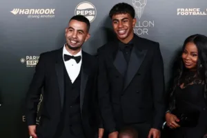 رسمياً.. لامين يامال يتوّج بجائزة كوبا لأفضل لاعب شاب في العالم لعام 2025!