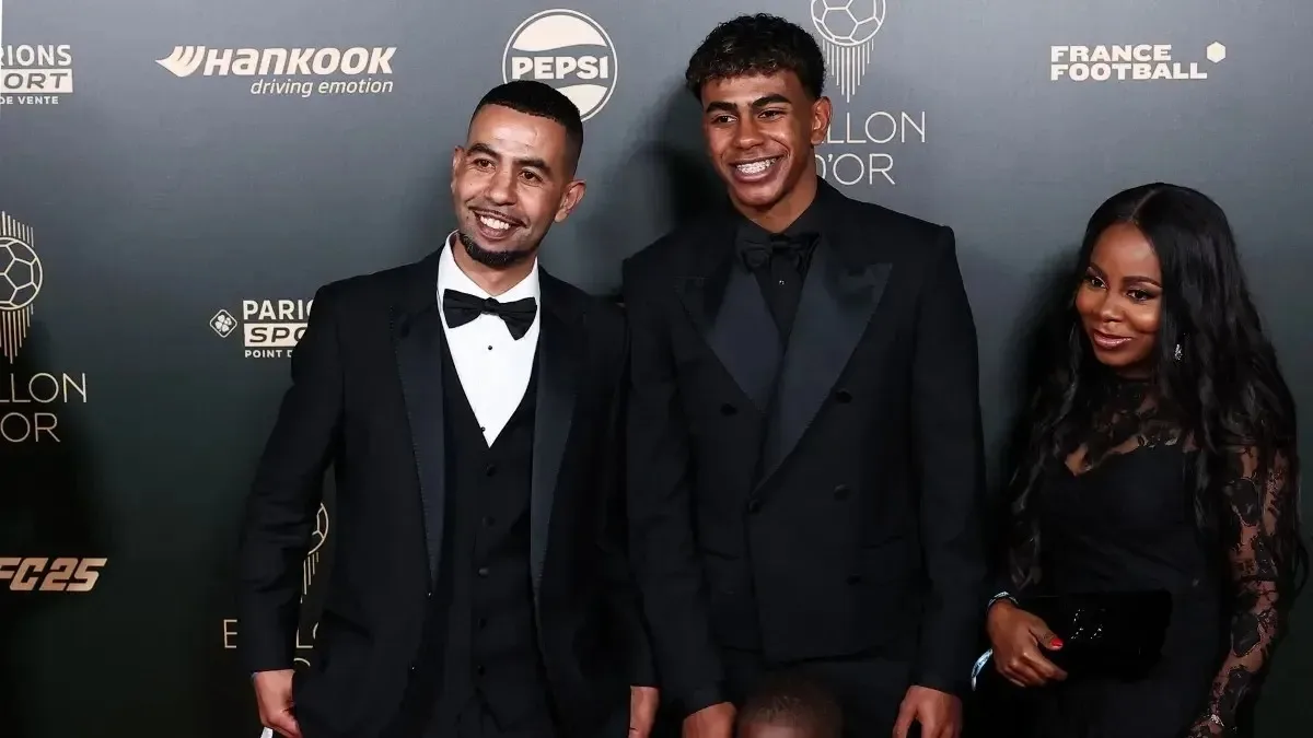 رسمياً.. لامين يامال يتوّج بجائزة كوبا لأفضل لاعب شاب في العالم لعام 2025!