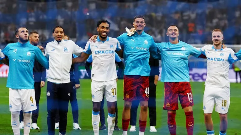 مارسيليا يسحق أياكس برباعية نظيفة في دوري أبطال أوروبا