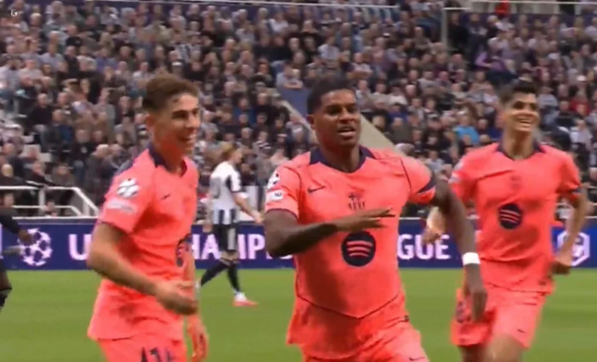 راشفورد يفتتح سجله التهديفي مع برشلونة بأول هدف في دوري أبطال ضد نيوكاسل