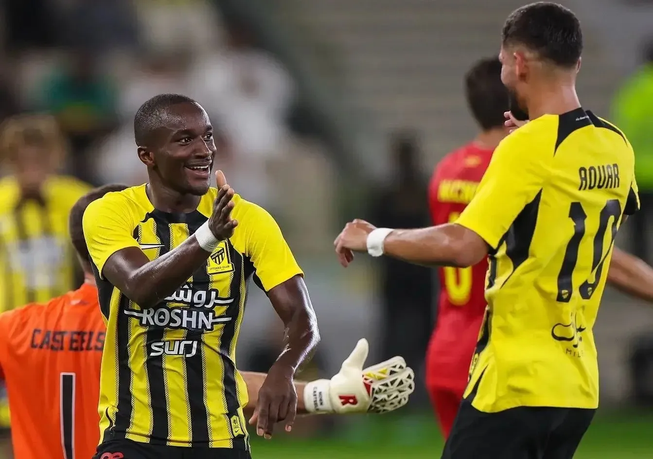 القنوات المفتوحة الناقلة لمباراة الاتحاد ضد الوحدة اليوم في كأس الملك 2025