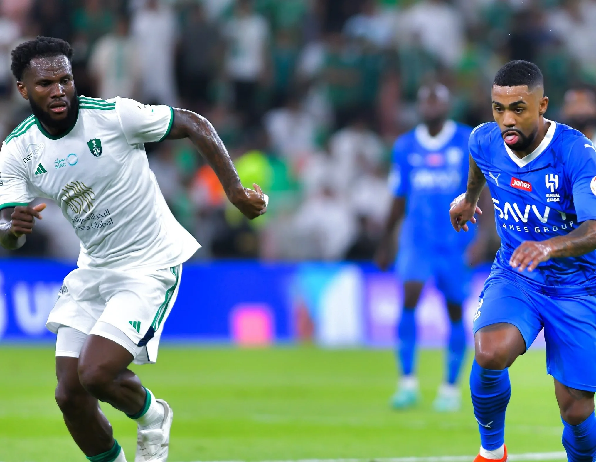 القنوات المفتوحة الناقلة لمباراة الأهلي ضد الهلال اليوم في دوري روشن 2025 26