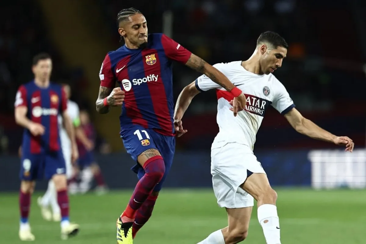 أشرف حكيمي يضع باريس سان جيرمان في ورطة كبيرة قبل مباراة برشلونة