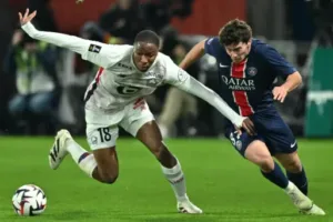 القنوات المفتوحة الناقلة لمباراة باريس سان جيرمان وليل في الدوري الفرنسي