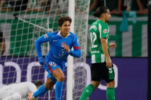  أتلتيكو مدريد يهزم ريال بيتيس بثنائية نظيفة في الجولة العاشرة