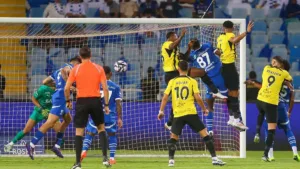 القنوات الناقلة لمباراة الاتحاد ضد الهلال اليوم في الدوري السعودي 2025-2026