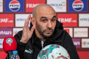 الركراكي يتلقى ضربة موجعة من إسبانيا قبل الكان