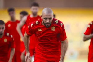 تشكيلة الوداد ضد الرجاء: أمرابط يتقدم والغيابات